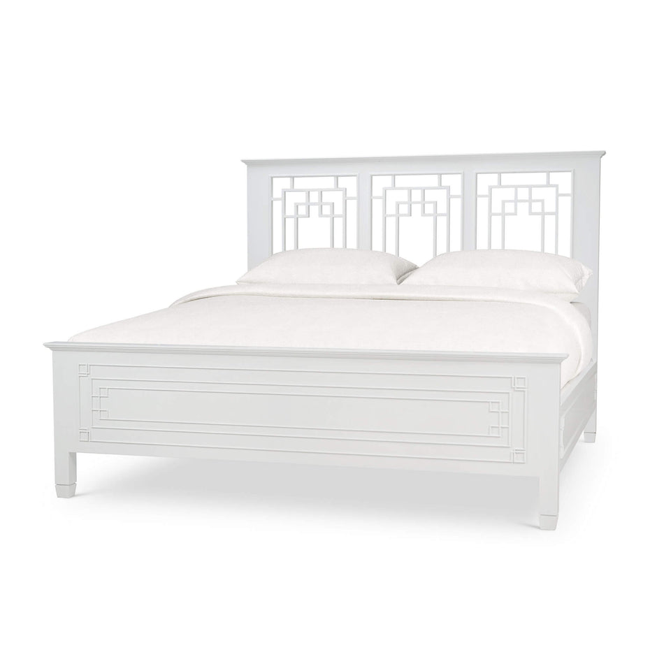 Knightsbridge Bed - True White * (comes without distressing)